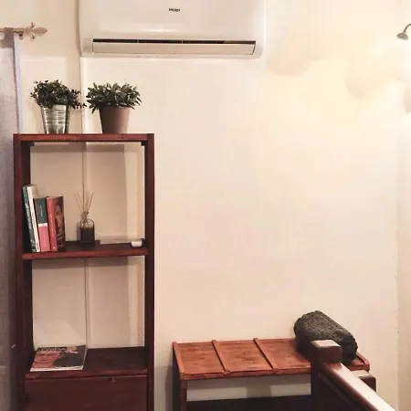 度假居 La Casetta Valdonica La Spezia *